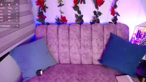 Snapshot of chaarlotte_1 chatting on January 2025 08:07:02 PM charlotte online show from January 2025 08:07:02 PM