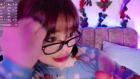 Snapshot of chaarlotte_1 chatting on February 2025 08:35:02 PM charlotte online show from February 2025 08:35:02 PM