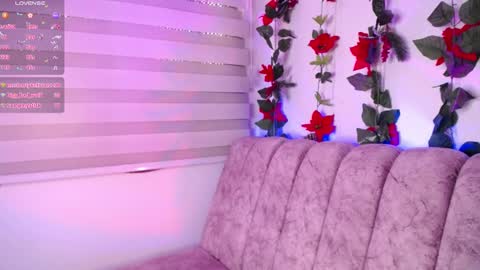 Snapshot of chaarlotte_1 chatting on February 2025 06:58:01 PM charlotte online show from February 2025 06:58:01 PM