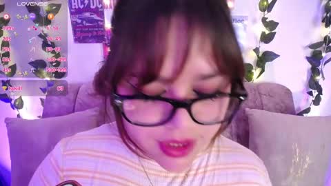 Snapshot of chaarlotte_1 chatting on September 2025 07:46:02 PM charlotte online show from September 2025 07:46:02 PM