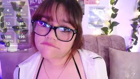 Snapshot of chaarlotte_1 chatting on September 2025 09:05:01 PM charlotte online show from September 2025 09:05:01 PM