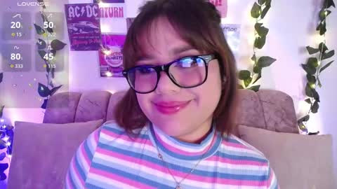 Snapshot of chaarlotte_1 chatting on October 2025 06:48:01 PM charlotte online show from October 2025 06:48:01 PM