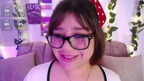 Snapshot of chaarlotte_1 chatting on October 2025 06:17:02 PM charlotte online show from October 2025 06:17:02 PM