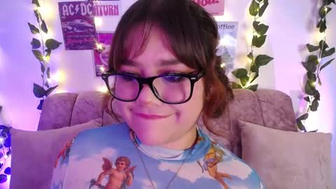 Snapshot of chaarlotte_1 chatting on October 2025 06:49:01 PM charlotte online show from October 2025 06:49:01 PM