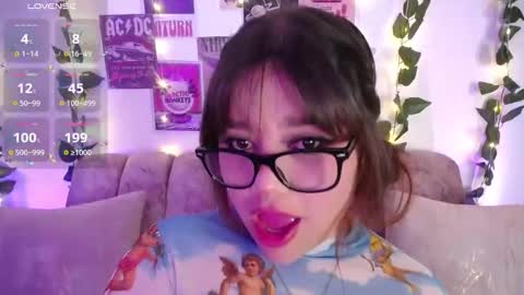 Snapshot of chaarlotte_1 chatting on October 2025 07:03:01 PM charlotte online show from October 2025 07:03:01 PM