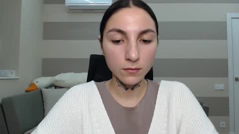 Kate online show from December 2024 09:01:02 AM