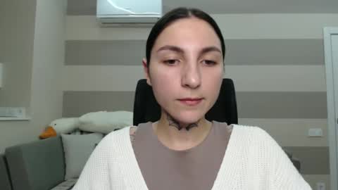 Kate online show from December 2024 01:33:01 PM