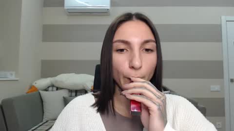 Kate online show from January 2025 10:26:02 AM