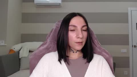 Kate online show from February 2025 11:06:02 AM