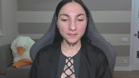 Kate online show from October 2025 04:57:01 AM