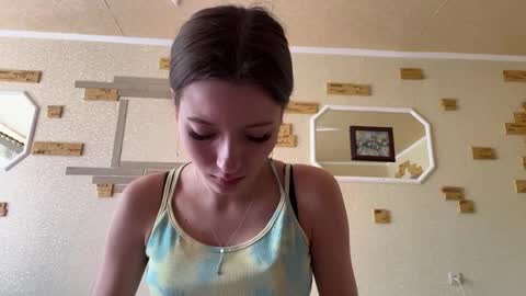 Luna online show from April 2026 08:06:01 AM