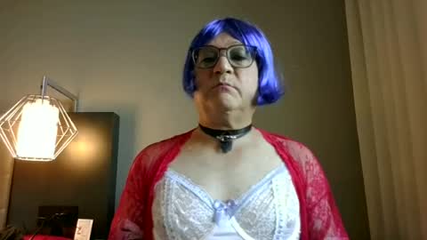 champagne online show from June 2026 12:04:01 AM