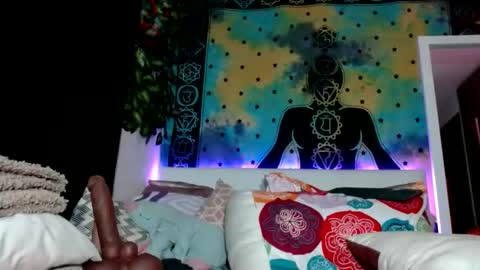 Snapshot of chaneel_ chatting on December 2024 06:01:02 AM Chanel M. online show from December 2024 06:01:02 AM