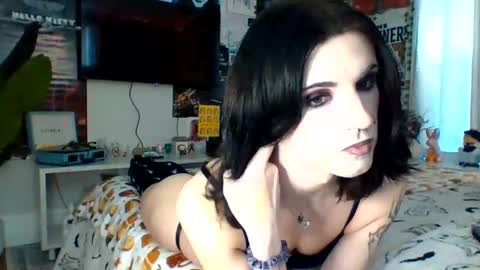 chanel2002 online show from October 2025 02:52:01 PM