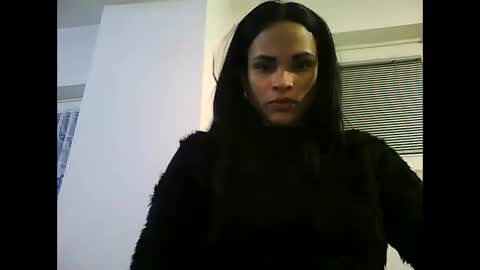 Snapshot of chanelchicasexy chatting on February 2025 05:09:01 PM Laura online show from February 2025 05:09:01 PM