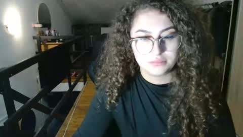 Stephanieblisss online show from March 2026 04:24:01 PM