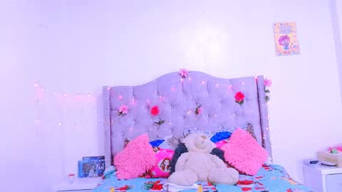 Chanelle 07 online show from February 2025 12:54:02 AM