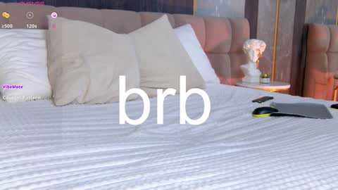 Chanel online show from February 2025 08:50:01 AM