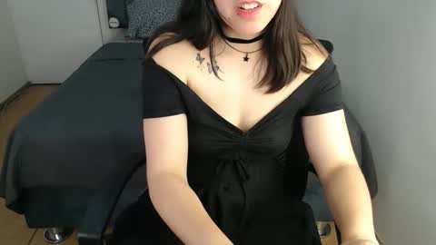 Snapshot of chanelsexyy chatting on January 2025 03:41:01 AM Viviana 3 online show from January 2025 03:41:01 AM