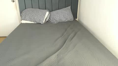 Snapshot of chanelsexyy chatting on February 2025 01:34:02 AM Viviana 3 online show from February 2025 01:34:02 AM