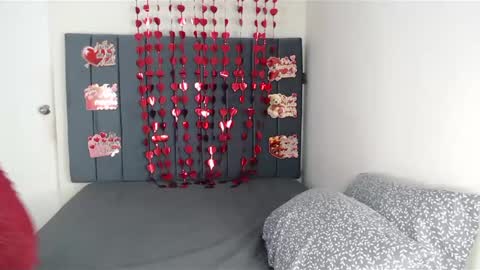 Snapshot of chanelsexyy chatting on February 2025 06:51:02 PM Viviana 3 online show from February 2025 06:51:02 PM