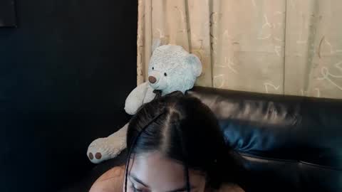 C H A N N E L online show from April 2026 10:47:01 PM