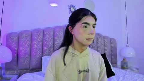 Snapshot of channel_sofia chatting on June 2026 03:13:02 AM Channel Sofia online show from June 2026 03:13:02 AM