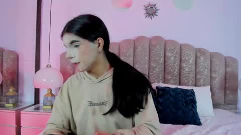 Snapshot of channel_sofia chatting on June 2026 03:11:01 AM Channel Sofia online show from June 2026 03:11:01 AM