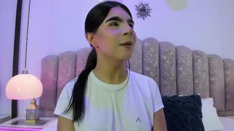 Snapshot of channel_sofia chatting on June 2026 03:34:02 AM Channel Sofia online show from June 2026 03:34:02 AM