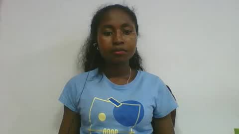 chantale483461 online show from April 2026 05:50:02 PM