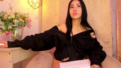 Chantall online show from January 2025 10:17:02 AM