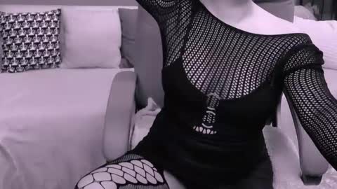 The Queen online show from February 2025 04:53:02 AM