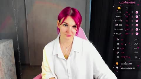 Suzanna Snow online show from December 2024 07:22:01 AM