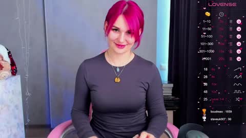 Suzanna Snow online show from January 2025 07:25:01 AM