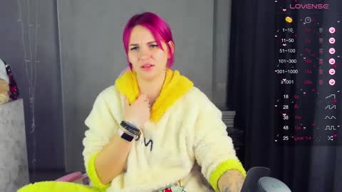 Suzanna Snow online show from January 2025 04:06:01 AM