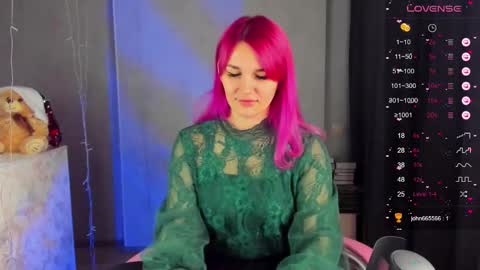 Suzanna Snow online show from January 2025 04:00:01 AM