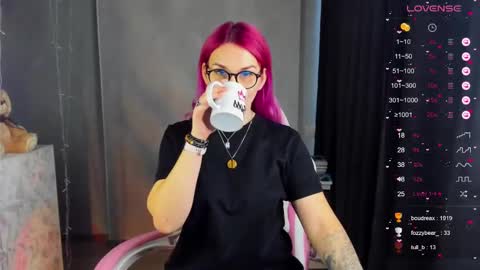 Suzanna Snow online show from January 2025 08:07:02 AM