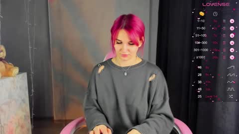 Suzanna Snow online show from January 2025 04:32:01 AM