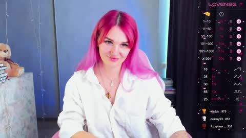 Suzanna Snow online show from January 2025 07:56:01 AM