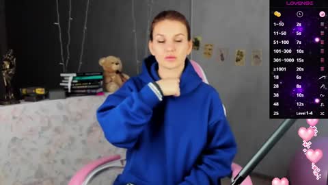Suzanna Snow online show from March 2025 04:25:02 AM