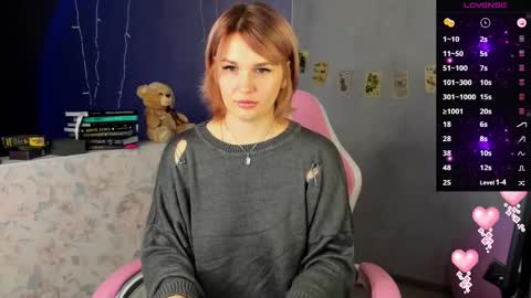 Suzanna Snow online show from March 2025 04:19:01 AM