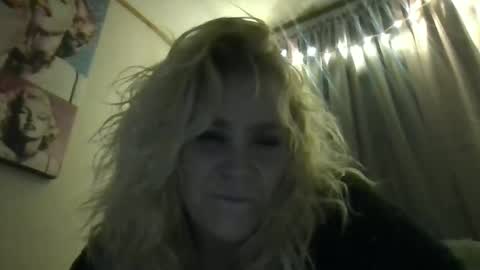 Snapshot of chaosangel33 chatting on February 2025 12:55:01 PM Ms. Behaving online show from February 2025 12:55:01 PM