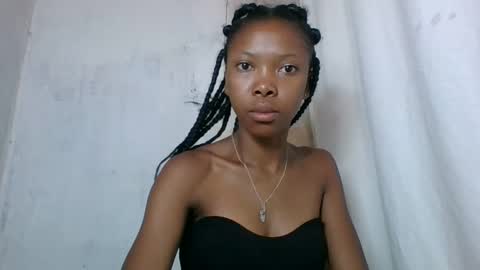 chariola0101 online show from January 2025 12:52:02 AM