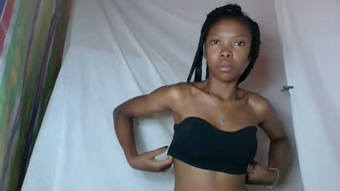 chariola0101 online show from January 2025 11:43:02 PM