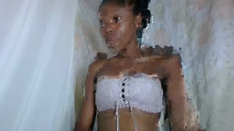 chariola0101 online show from January 2025 11:17:01 AM