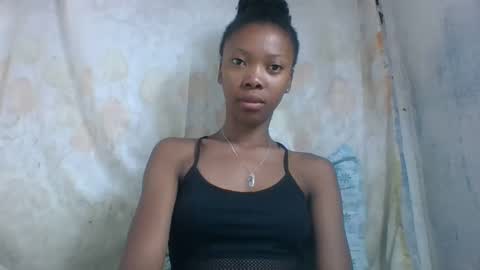 chariola0101 online show from February 2025 07:18:02 AM