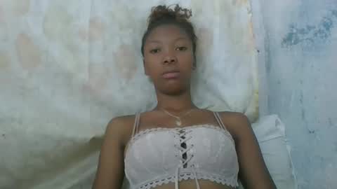 chariola0101 online show from February 2025 08:52:02 AM