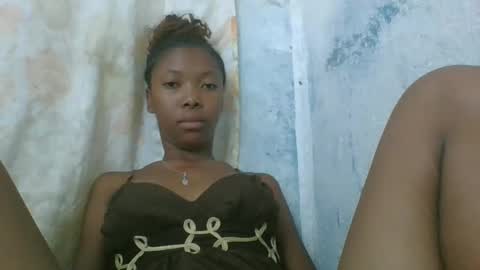 chariola0101 online show from February 2025 11:09:01 PM
