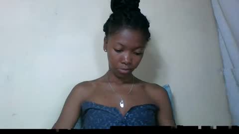 chariola0101 online show from March 2025 07:10:01 AM