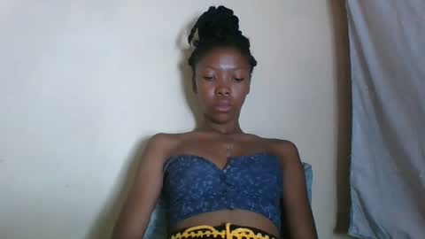 chariola0101 online show from March 2025 10:14:02 AM